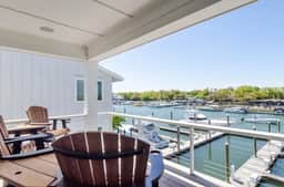 W416 - The Commodore's Penthouse