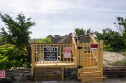 C203 - Connolly's Salty Daze - Image 4