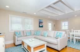 W236 - Beach Living - Image 3