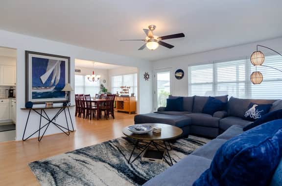 K184 - Emerald Shores - Image 3