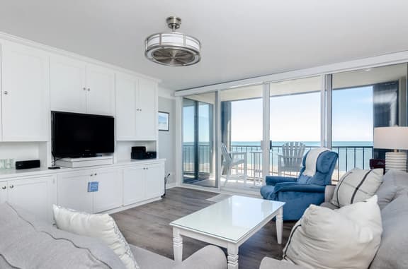 W258 - 6C by the Sea
